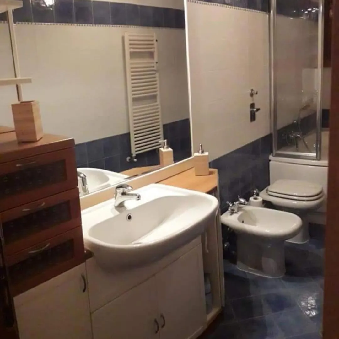 Appartamento B&B Domobella -- Ripamonti / Ieo / Prada / Bocconi -- Milano